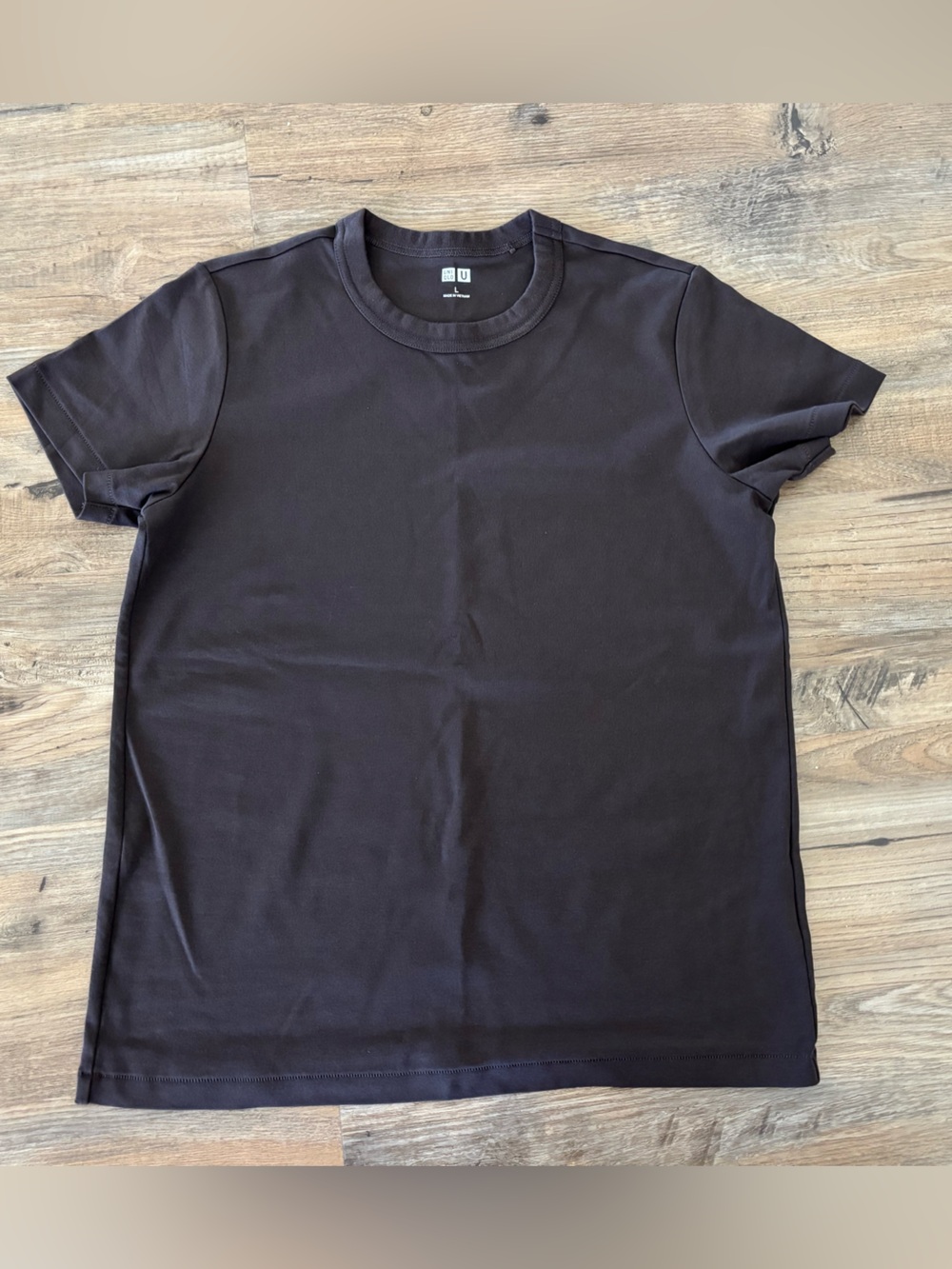 NWOT Uniqlo U Crew Neck T-Shirt (Size L)